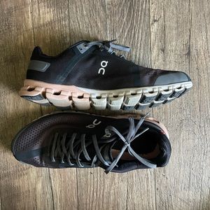 Women’s On Clouds 9.5